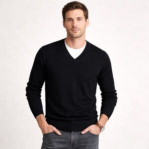 Men's J. Crew 100% Merino Wool Black V-Neck Sweater Size Medium